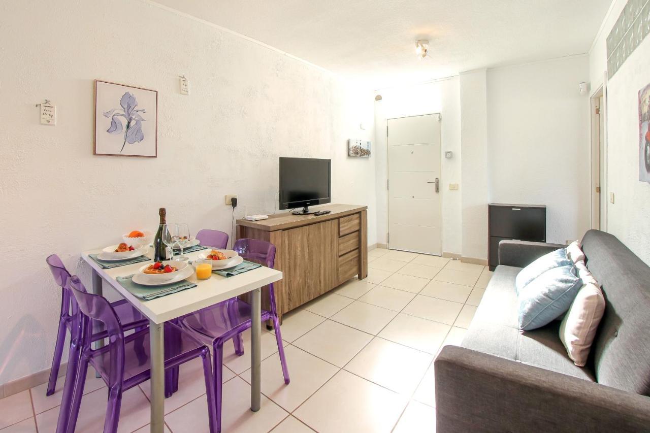 Nice 2 Bedroom Flat With Big Pools And Big Terrace Parque Don Jose, 313 Costa Del Silencio Eksteriør bilde